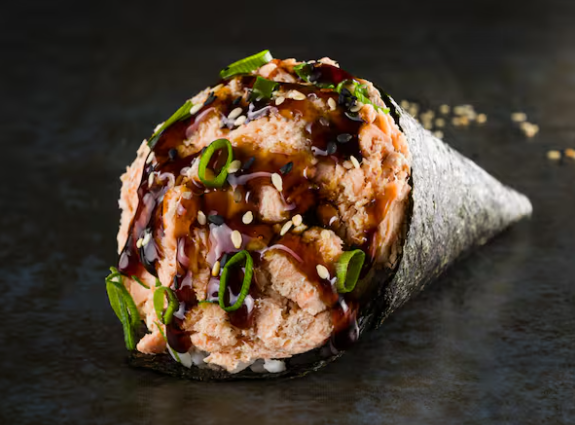 TEMAKI DE SALMÃO GRELHADO